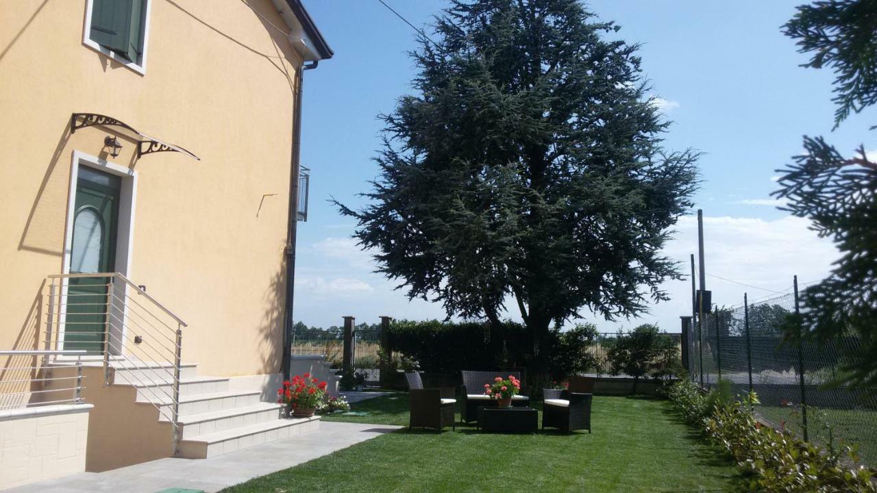 B&B A Casa Di Eleonora Villafranca di Verona Luaran gambar